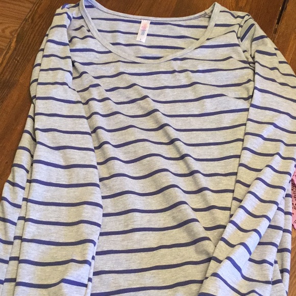 LuLaRoe Tops - 5 for $25 LulaRoe Lynnae royal blue gray. Like new